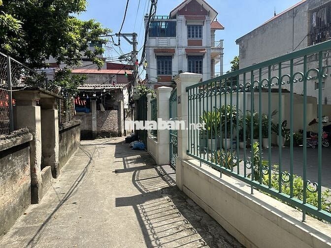 81m2 đất Thuỵ Phương, lô góc 2 mặt thoáng, ô tô ngủ trong đất