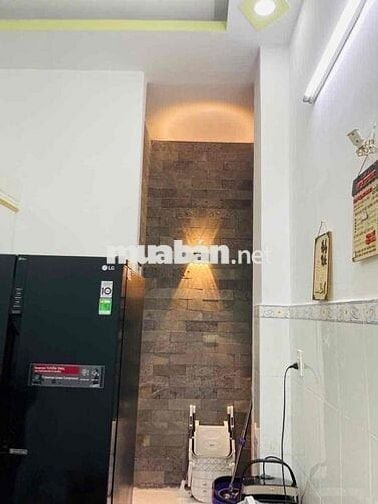 Bán nhà SHR đường Đông Bắc Q12 , 3pn , Ban công. giá 3 tỷ 750 tl