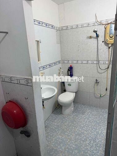 Nhà cho thuê hẻm 1651 lê văn lương, 48m2, hẻm xe hơi