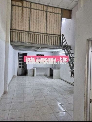 Cho thuê nhà 4x27=108m đường xe tải 9tr/ tháng