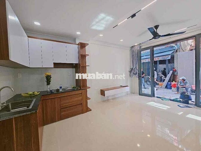 🔥NHÀ ĐẸP 2 TẦNG - KẾ CHỢ TÂN BÌNH - 30M2 - LẠC LONG QUÂN - TÂN BÌNH -
