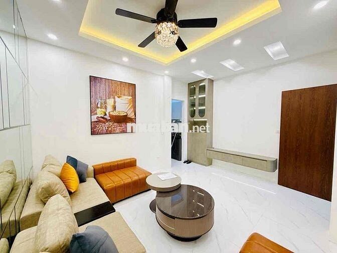 Chính chủ bán nhà tập thể 50m2 sổ đỏ mặt phố Nguyễn Cao 2 ngủ đẹp ban