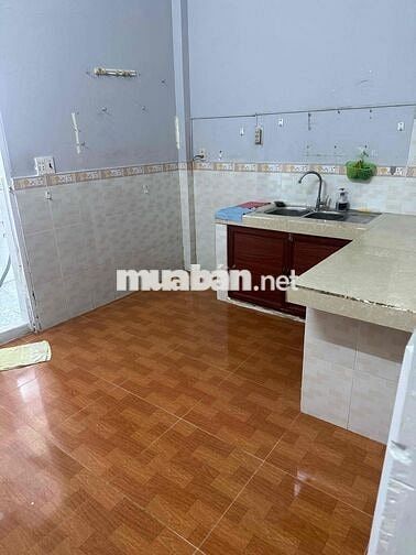 Nhà cho thuê hẻm 1651 lê văn lương, 48m2, hẻm xe hơi