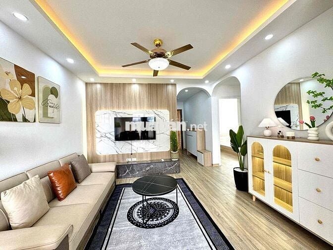 Sốc ...    Cho thuê 3 ngủ full hết nội thất ***