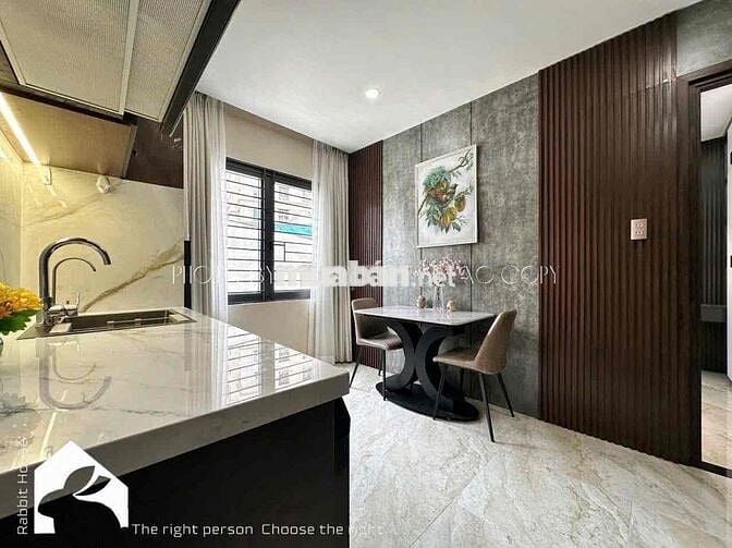 CĂN HỘ LUXURY SANG TRỌNG FULL NỘI THẤT CAO CẤP - 1PN - TÁCH BẾP NGAY P