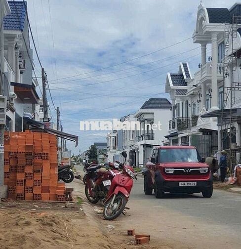 NHÀ MỚI XÂY 1 TRỆT 1 LẦU - KHU ĐÔ THỊ MINH LINH - VĨNH LONG