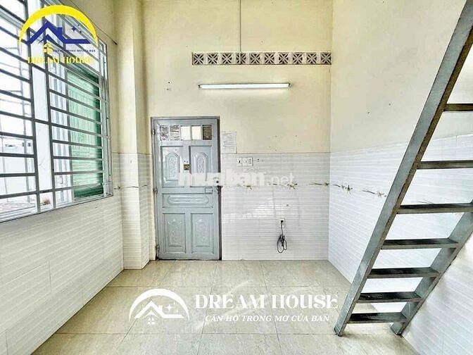 DUPLEX GẦN TRƯỜNG ĐẠI HỌC CÔNG THƯƠNG