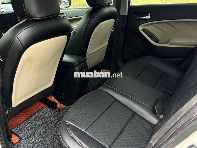Kia Cerato 2017 1.6 AT - 90000 km