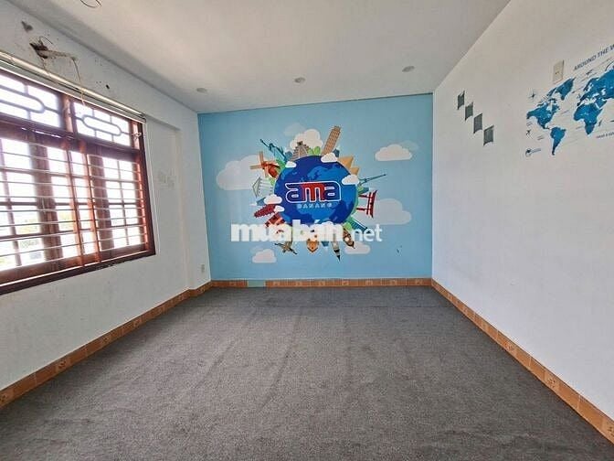 Cho thuê nhà 6 tầng MT Điện Biên Phủ, ngay siêu thị COOP MART Đà Nẵng