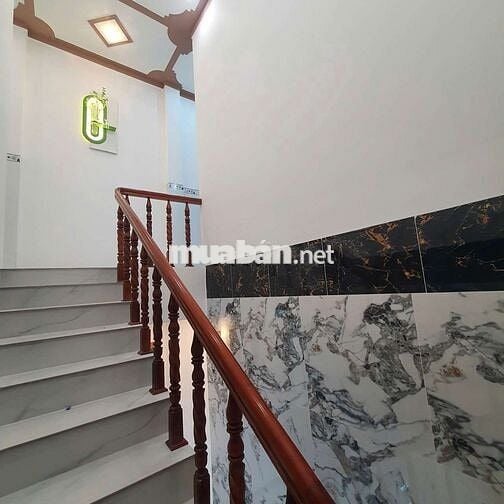 NHÀ MỚI XÂY 1 TRỆT 1 LẦU - KHU ĐÔ THỊ MINH LINH - VĨNH LONG