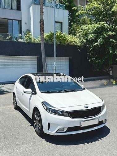 Kia Cerato 2017 1.6 AT - 90000 km