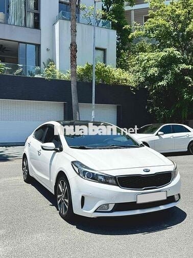 Kia Cerato 2017 1.6 AT - 90000 km