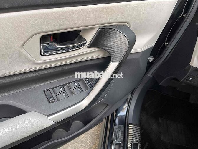 Toyota Veloz Cross 2024 - 18 ngàn km bao sang tên