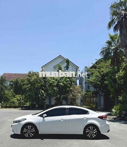 Kia Cerato 2017 1.6 AT - 90000 km