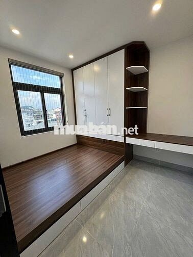 BÁN NHÀ MẶT PHỐ Ô TÔ ĐỖ, VỈA HÈ RỘNG, DT 60 *6 TẦNG, MT 4M  GIÁ 28.1TY