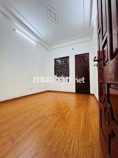 Bán nhà Quận 7, đường 77, Tân Quy, 40m2,3 tầng, 5 tỷ 5