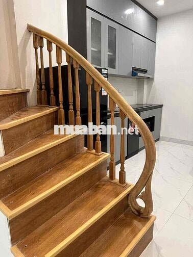 Bán nhà Quận 7, đường 77, Tân Quy, 40m2,3 tầng, 5 tỷ 5