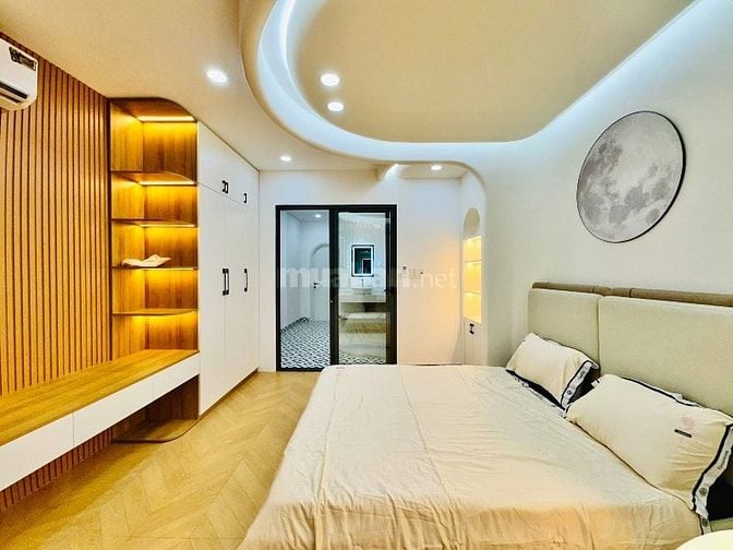 💥NHỈNH 8 TỶ CÓ NHÀ MỚI ĐẸP SÁT Q1💥 🍀NHÀ XÂY MỚI - HXH THÔNG 