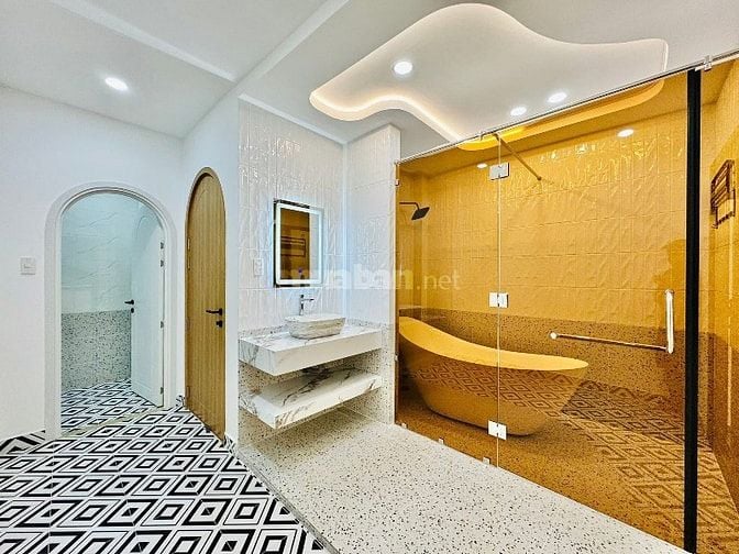 💥NHỈNH 8 TỶ CÓ NHÀ MỚI ĐẸP SÁT Q1💥 🍀NHÀ XÂY MỚI - HXH THÔNG 