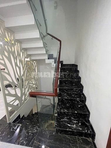 Nhà 5 tầng (4x17m), mới xây 2021. Hẻm xe tải gần mặt tiền