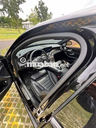 Bán xe C300 AMG sx 2019 - 38000miles