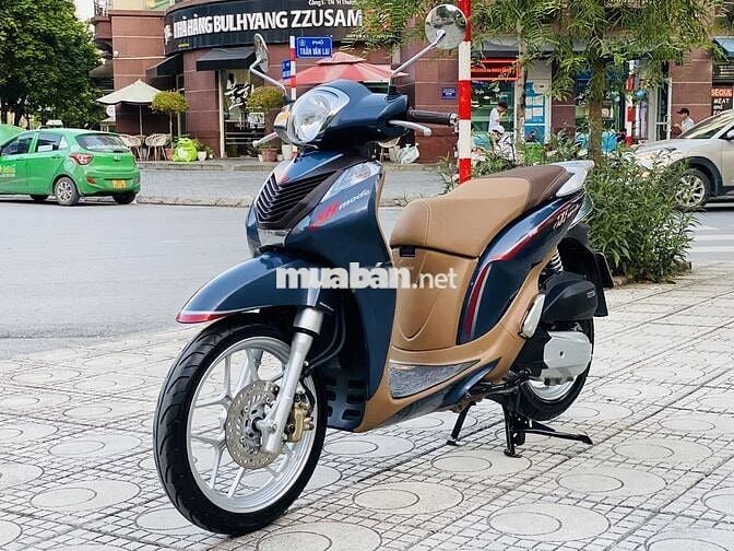 HONDA SH MODE 125 ABS MÀU XÁM KHÓA THÔNG MINH2024