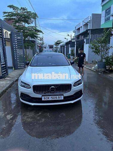 Volvo S90 2023 LWB Ultimate B6 AWD - 20000 km