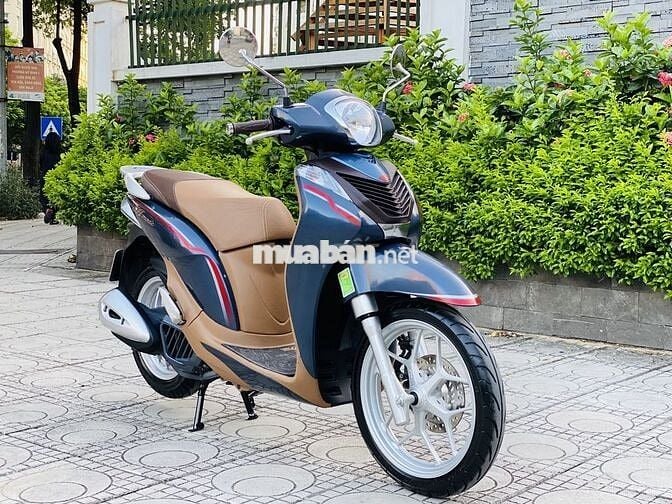 HONDA SH MODE 125 ABS MÀU XÁM KHÓA THÔNG MINH2024