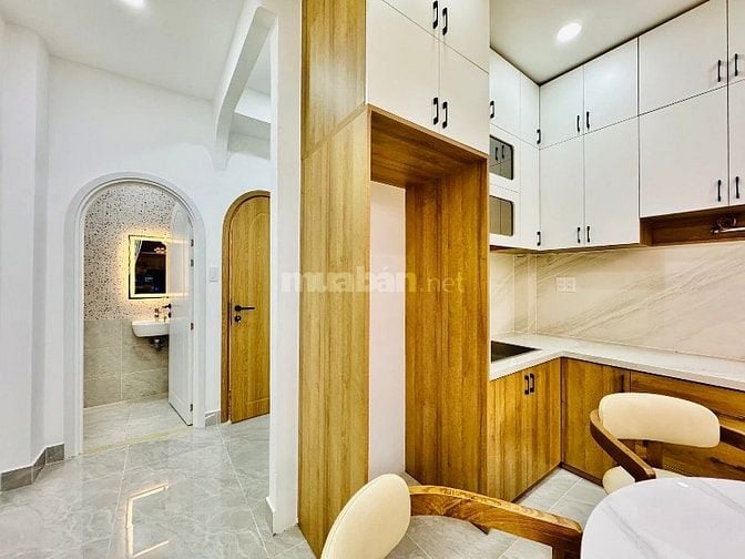 💥NHỈNH 8 TỶ CÓ NHÀ MỚI ĐẸP SÁT Q1💥 🍀NHÀ XÂY MỚI - HXH THÔNG 