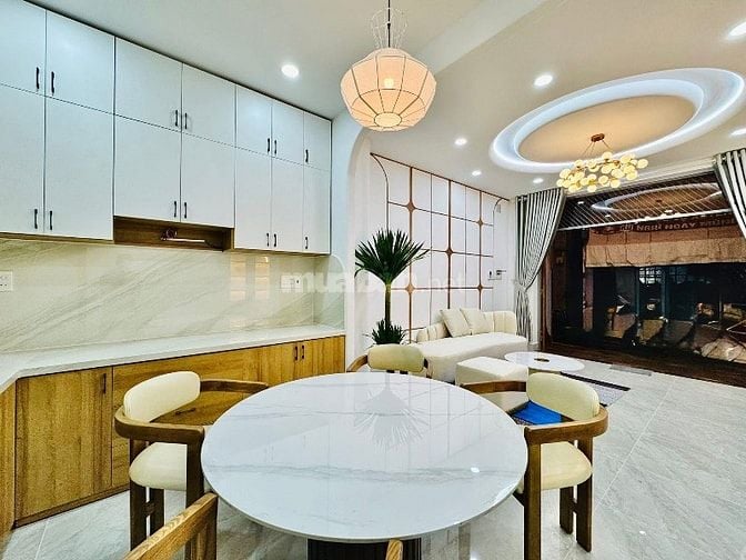 💥NHỈNH 8 TỶ CÓ NHÀ MỚI ĐẸP SÁT Q1💥 🍀NHÀ XÂY MỚI - HXH THÔNG 