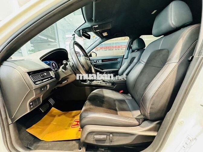 Honda Civic 2023  - 32000 km