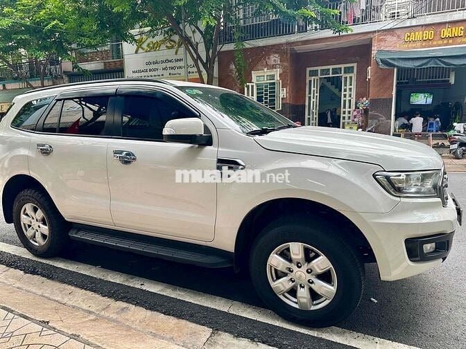 Ford Everest 2018 Ambiente 2.2L 4x2 MT - 108000 km