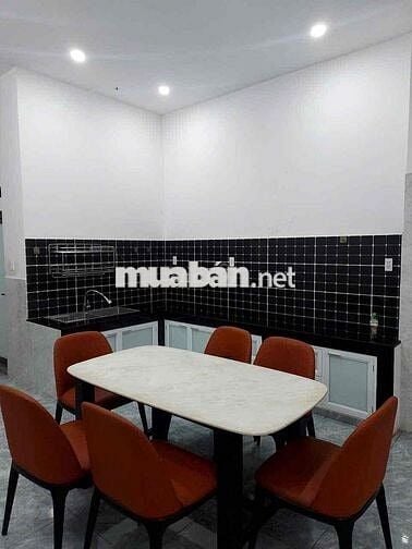 Mới keng trệt 2 lầu sân thượng 5*15; 3pn có nội thất