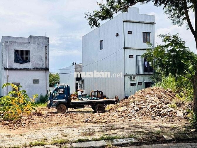 Đất Bá Tùng- Hoà Quý gần công viên 3tỷ680 đường 7.5m nên mua