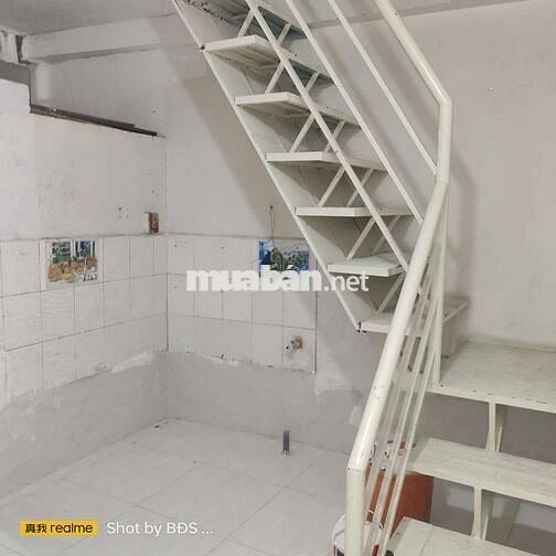 Cho thuê nhà hẻm 2m p hiệp Bình Chánh 6tr/ tháng