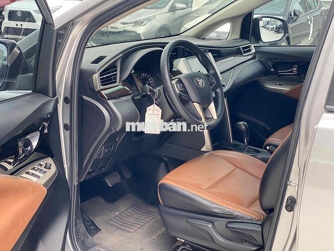 Toyota Innova 2020 G 2.0 AT - 83000 km