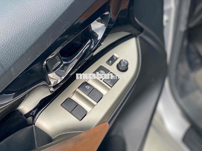 Toyota Innova 2020 G 2.0 AT - 83000 km