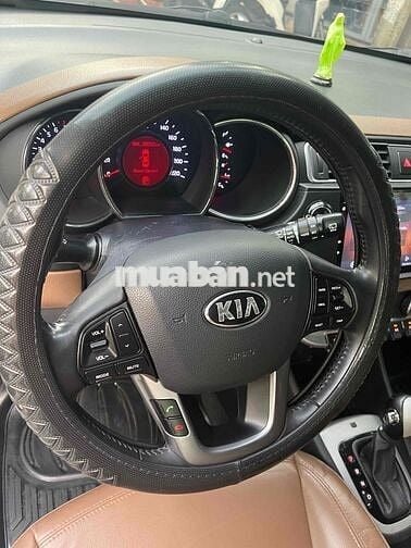 Kia Rio 2015 1.4 AT Hatchback rất đẹp