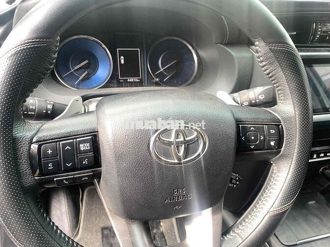 Toyota Fortuner 2022 dầu, tự động, chính hãng