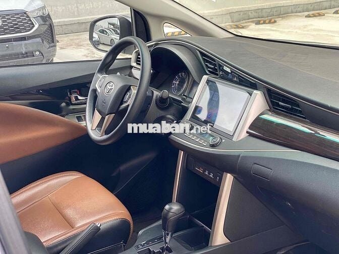 Toyota Innova 2020 G 2.0 AT - 83000 km