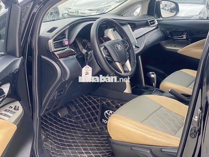 Toyota Innova 2018 2.0 Venturer - 126000 km