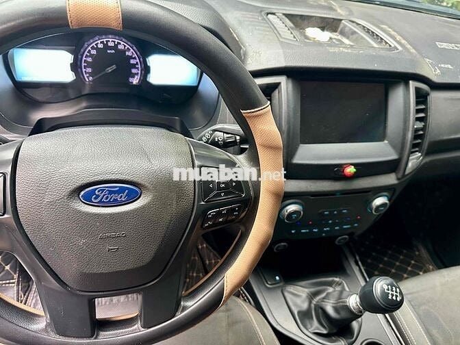 Ford Everest 2018 Ambiente 2.2L 4x2 MT - 108000 km
