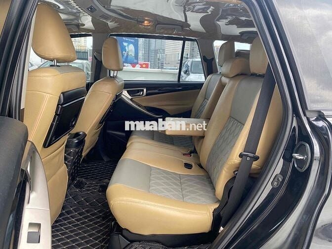 Toyota Innova 2018 2.0 Venturer - 126000 km