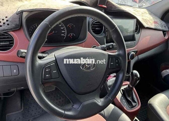 Chính Chủ Hyundai i10 1.2 AT - odo 34500 km