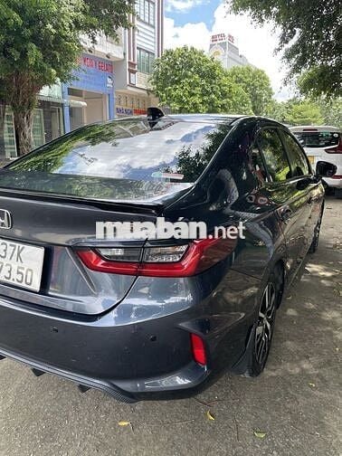 Honda City 2022 RS - 20.000km - chính chủ xe ít đi