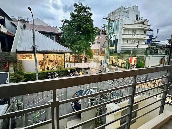 Cho Thuê Nhà Đường Bạch Mã, Quận 10 ( 6x15m - 2 Lầu Suốt - KD TỰ DO )