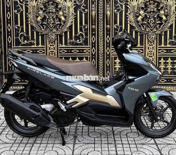 AB 125 4Val 2024 Odo 5000Km Như Mới Chính Chủ