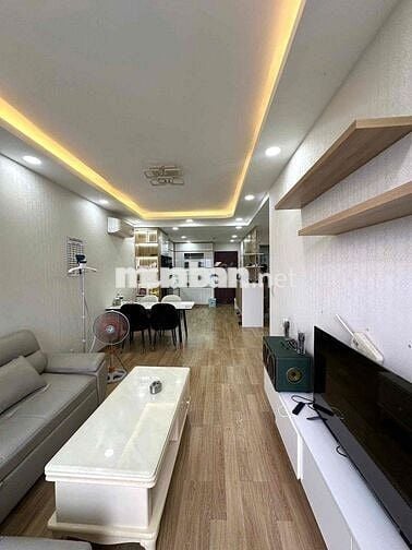 BÁN GẤP CĂN HỘ CHUNG CƯ NGUYỄN KIM 71m2-2pn/2wc TẦNG TRUNG, QUẬN 10 SỔ
