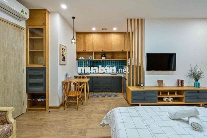 Căn Hộ Cao Cấp Có Ban Công Nội Thất Tone Gỗ Sang Xịn Vị Trí Đắc Địa
