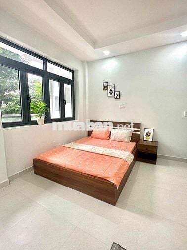 CHO THUÊ PHÒNG STUDIO BAN CÔNG ĐI BỘ QUA ĐẠI HỌC VĂN LANG Ở BÌNH THANH